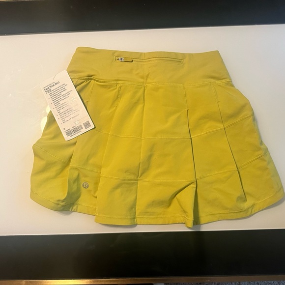 Lululemon Yellow Skirt - Picture 2 of 5